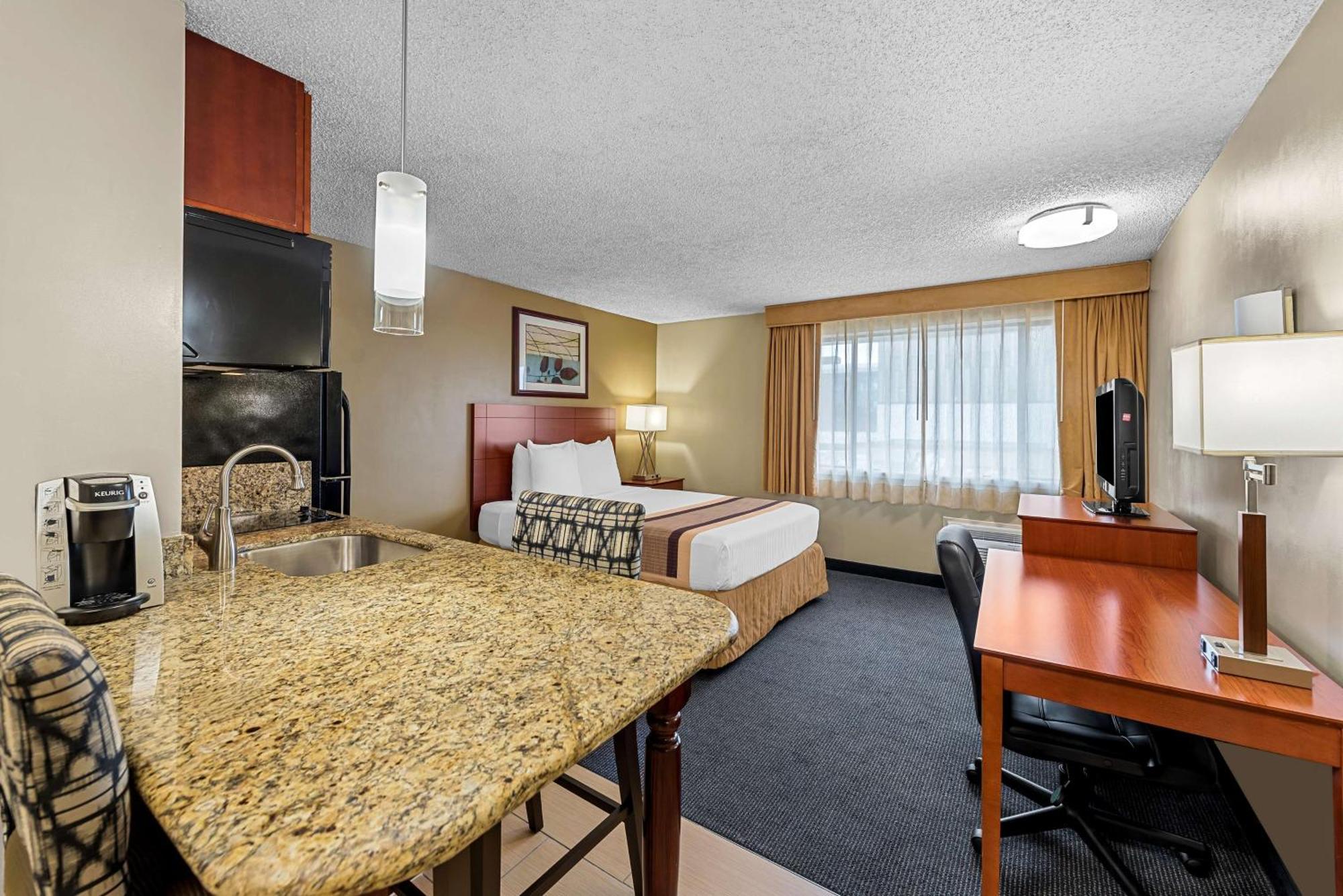 Best Western Cascadia Inn Everett Exterior foto